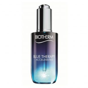 serul pentru față Blue Therapy Accelerated Serum de la Biotherm (395 lei)