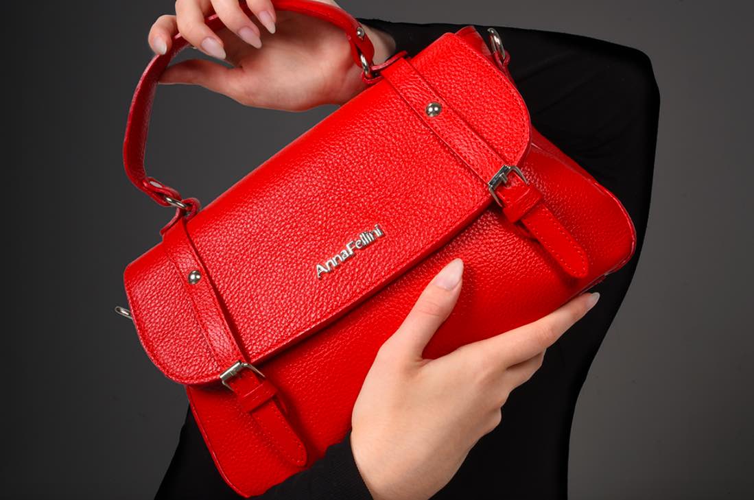 Alist Designers boutique: Designerii lunii noiembrie ne aduc cu un pas mai aproape de Crăciun